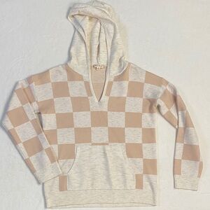 Hem & Thread V-Neck Checkered Tan and Cream Sweater with Hoodie
